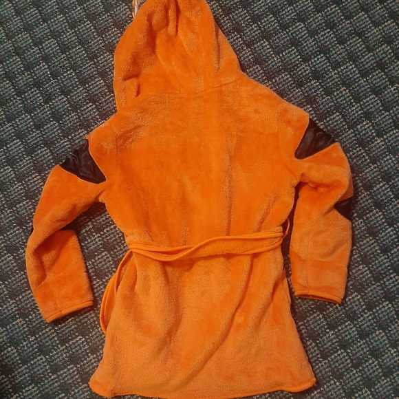 Child's fleece Tigger housecoat - Picture 2 of 2